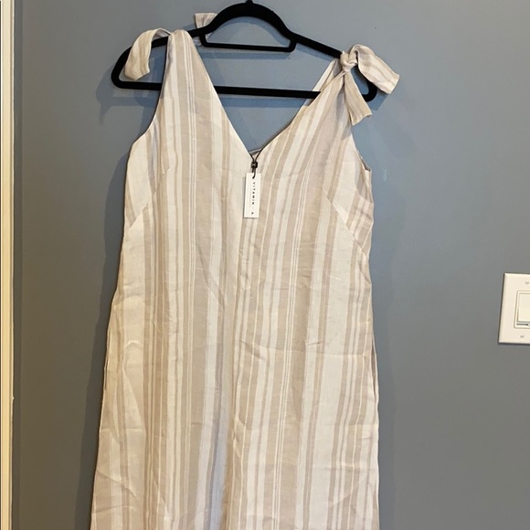 VITAMIN A MARINA LINEN JUMPSUIT NWT - Picture 4 of 6